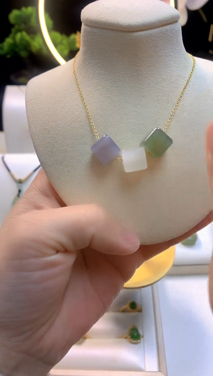 【闪购商品】和田玉吊坠未镶嵌方糖