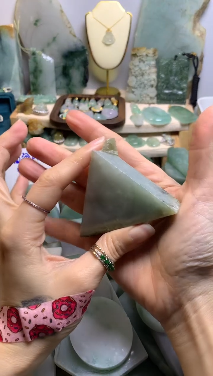 【闪购商品】翡翠挂件未镶嵌缅甸A货翡翠，没有运费险