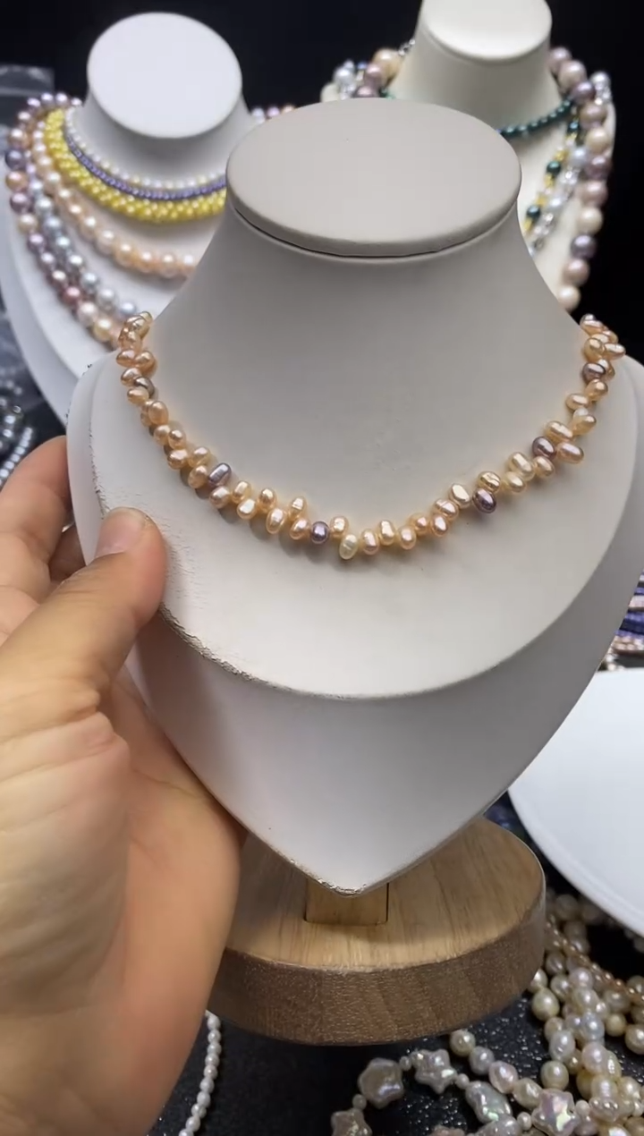 淡水珍珠未镶嵌颈饰多人