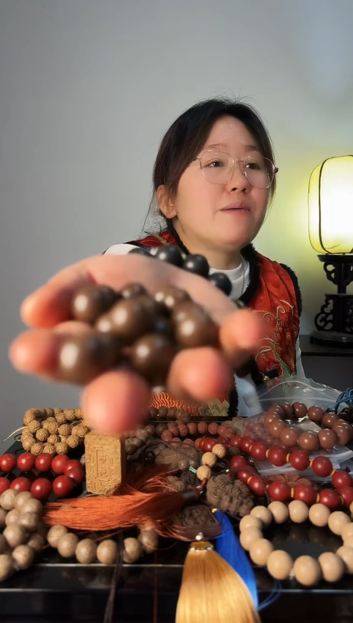 【闪购商品】腊梅香方光珠手串