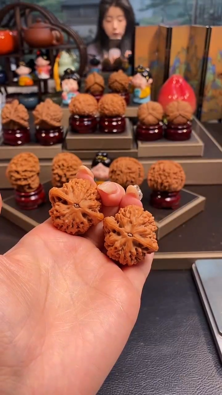 【闪购商品】文玩核桃把件H837秦闷35