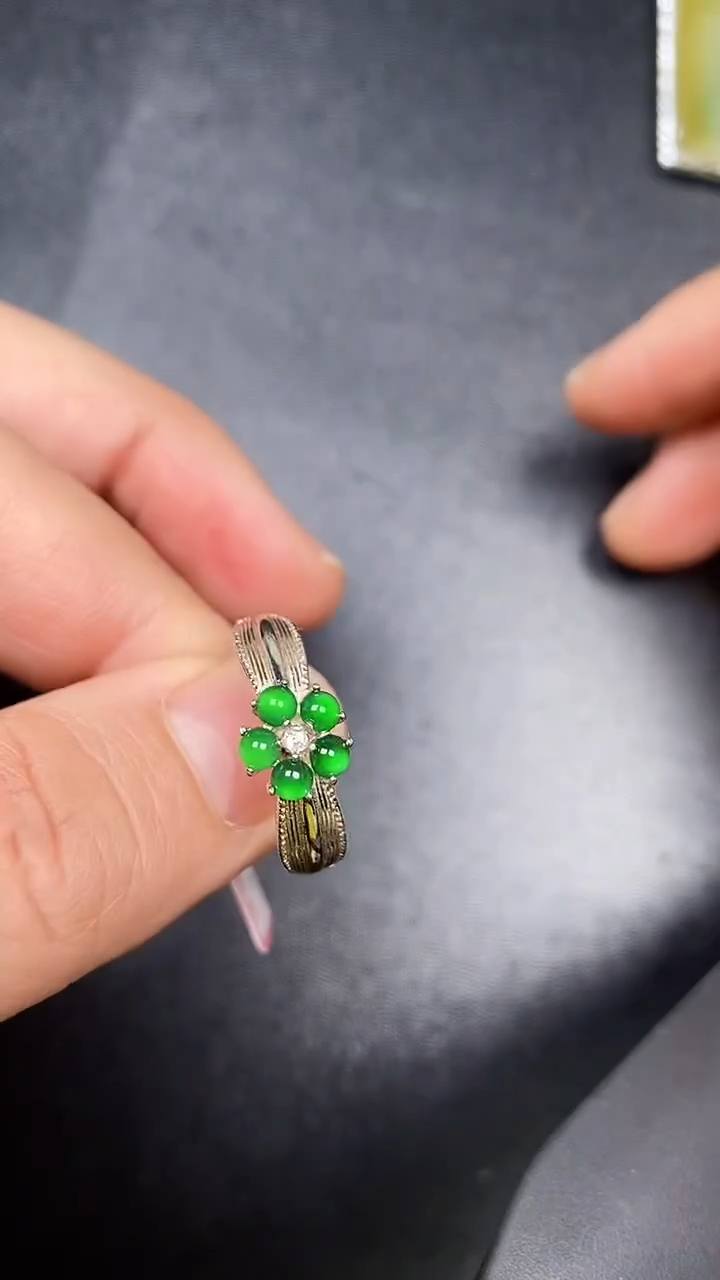 银S925镶嵌戒指翡翠1950