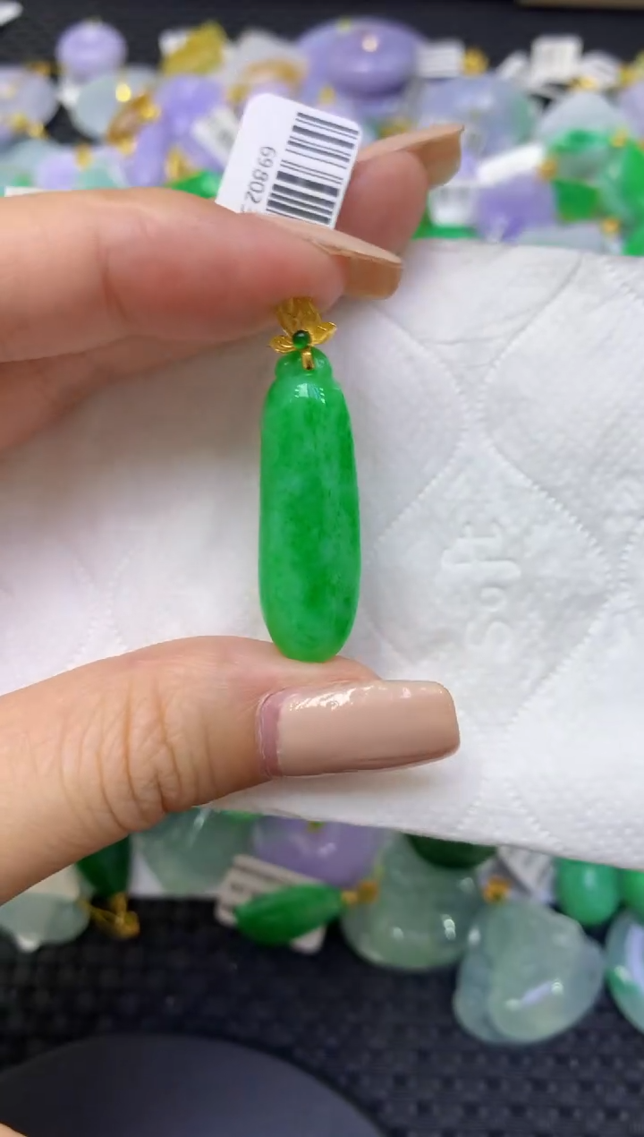 颈饰18K金镶嵌翡翠天然缅甸翡翠A货