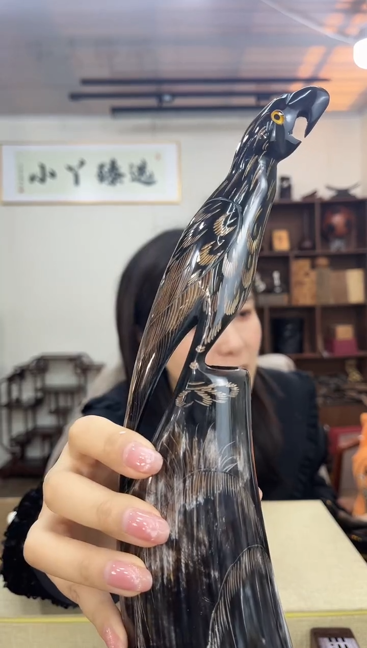 乌木类131角木木鹦鹉雕刻桌面摆件（大号）