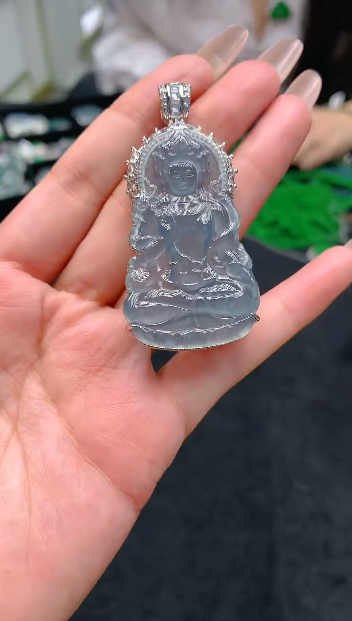 翡翠未镶嵌颈饰天然A货翡翠