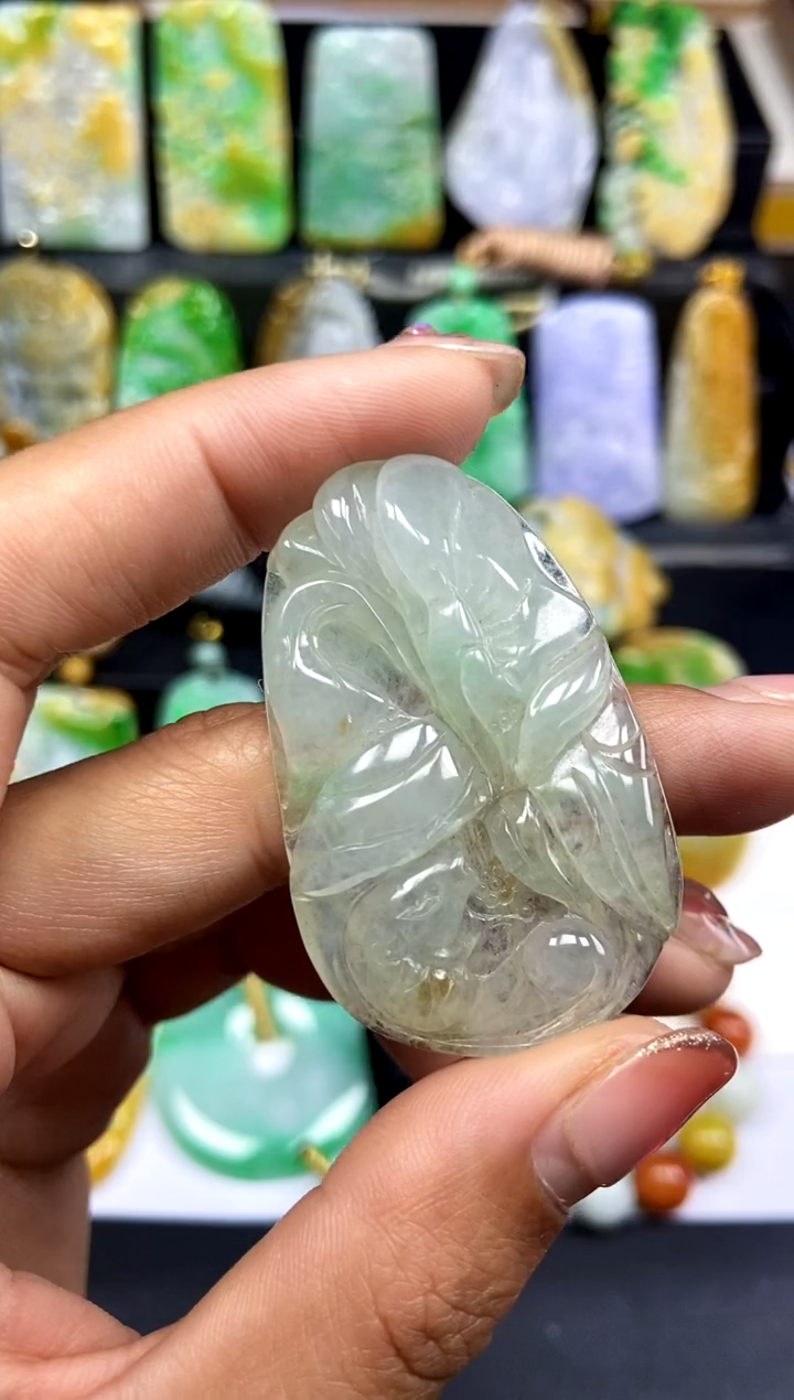 【闪购商品】翡翠颈饰未镶嵌翡翠A货