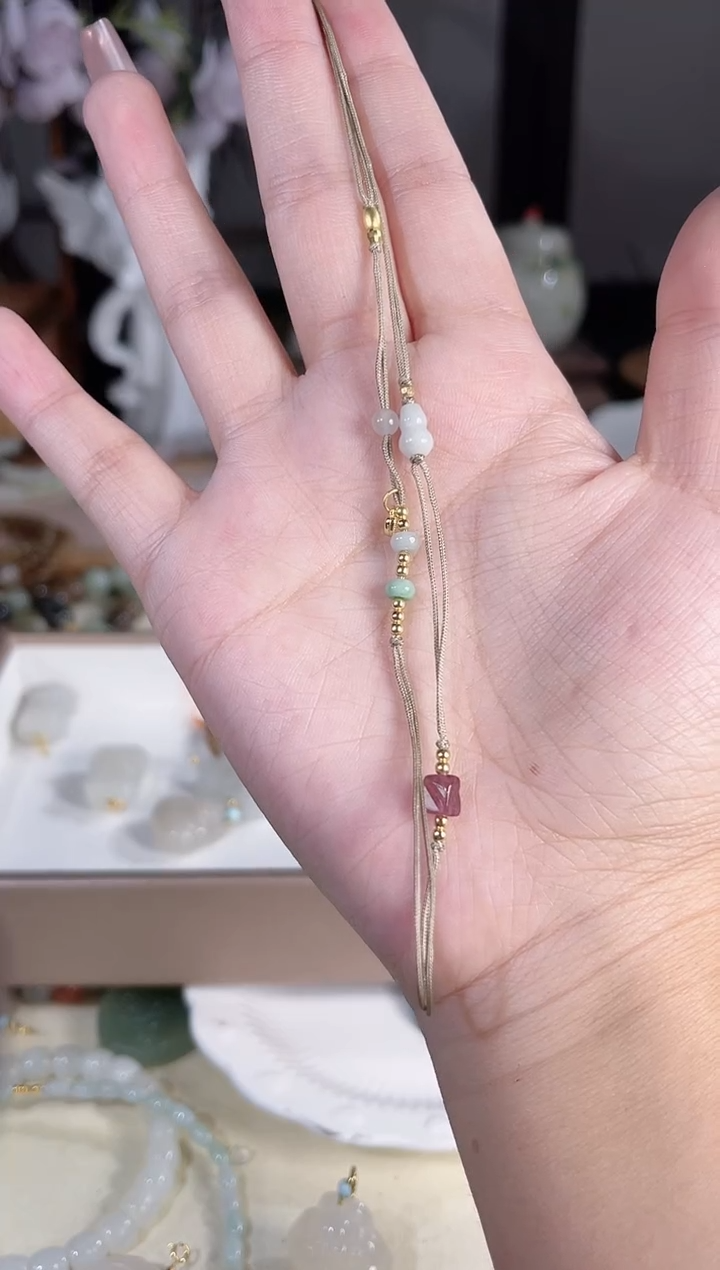 和田玉银S925镶嵌项链多样性发货其一默认天然特征