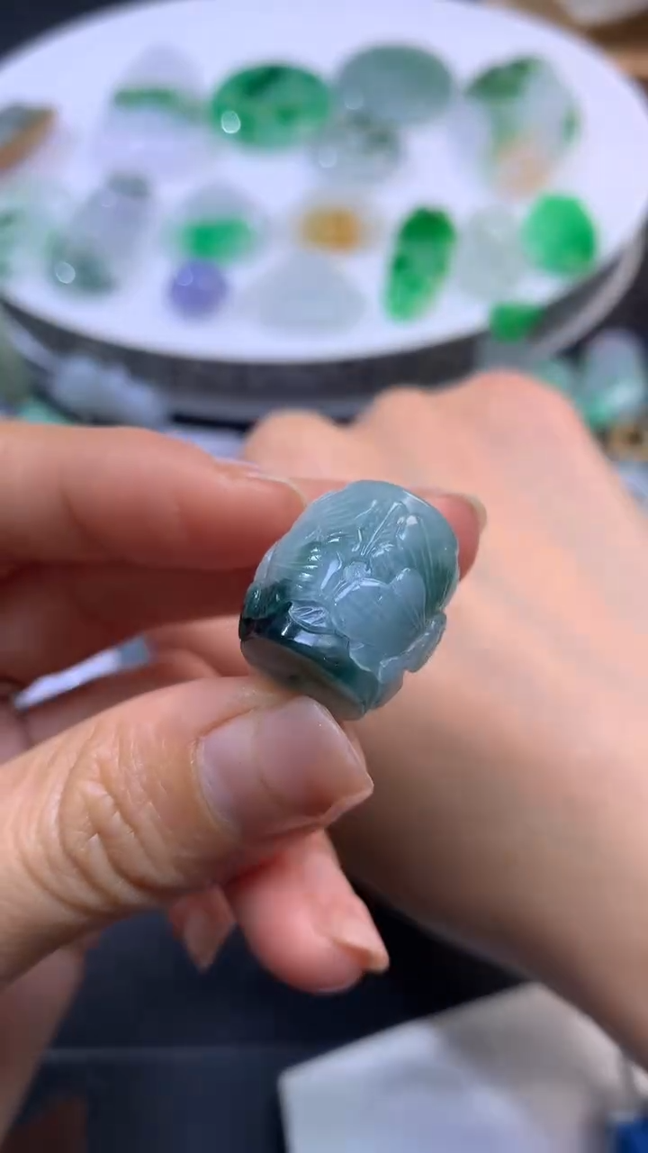 【闪购商品】定制翡翠未镶嵌翡翠