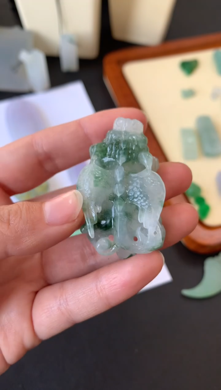 【闪购商品】定制翡翠未镶嵌翡翠