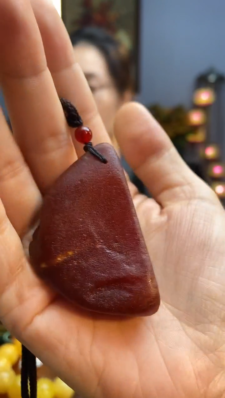 琥珀颈饰未镶嵌吊坠