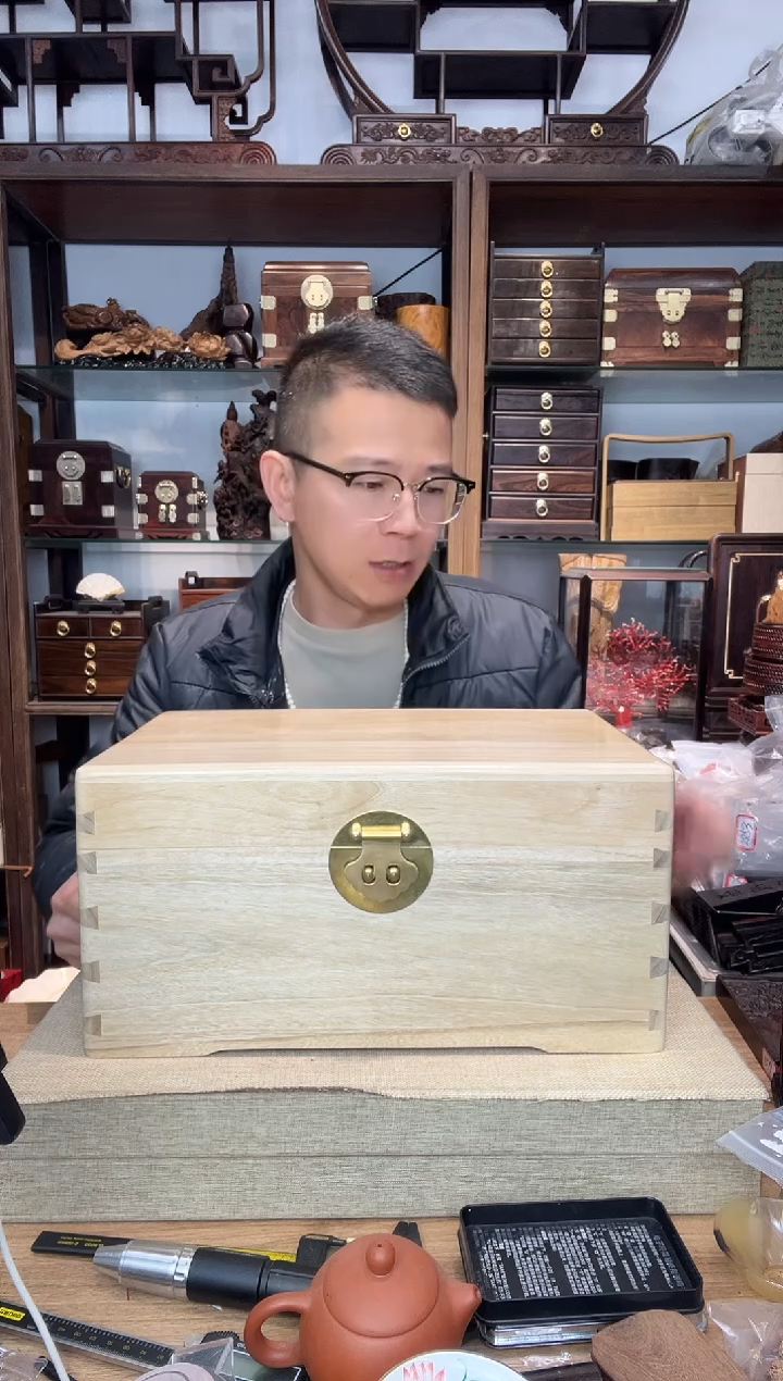 乌木类书架765香樟木收纳箱40*25*20