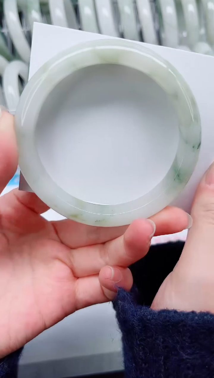 【闪购商品】石英质玉手镯未镶嵌A296-59.9