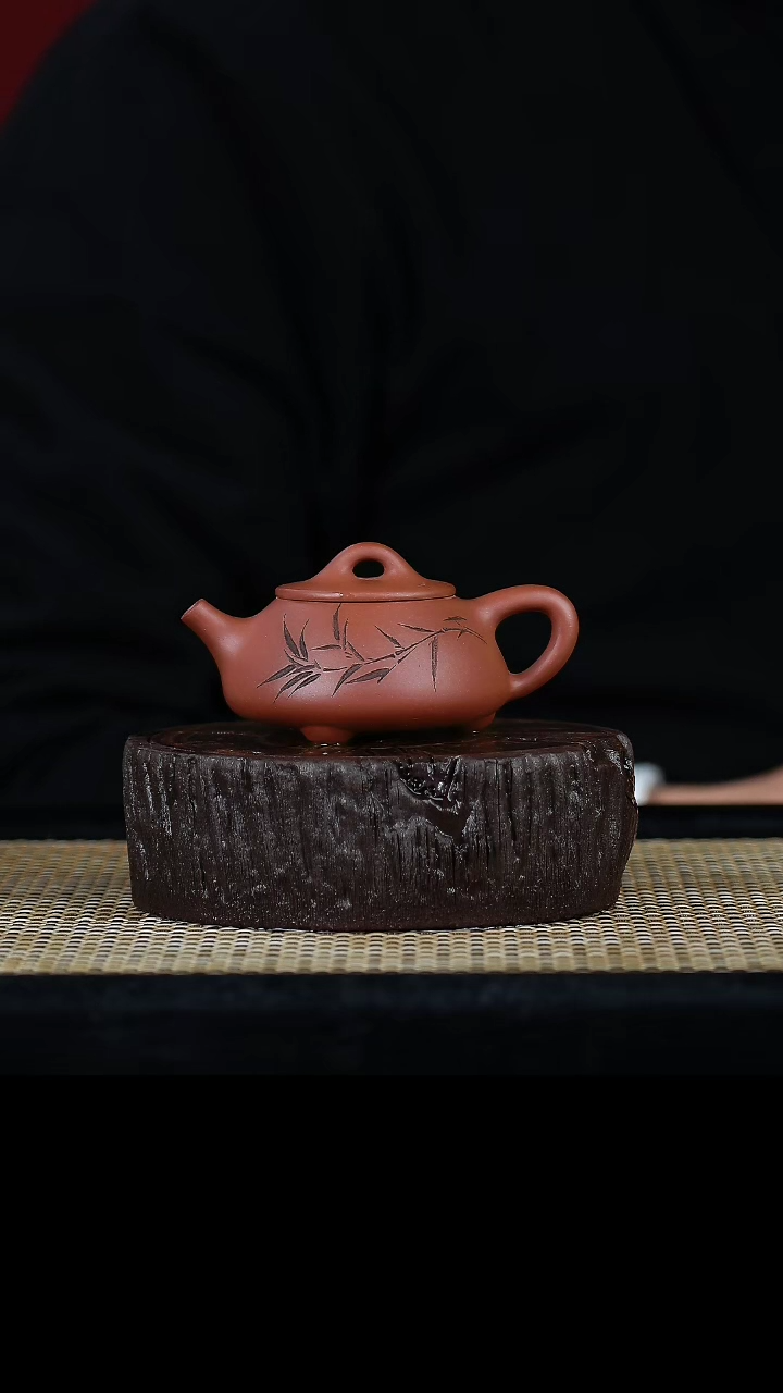 【闪购商品】手工原矿红清水平盖石瓢  80cc