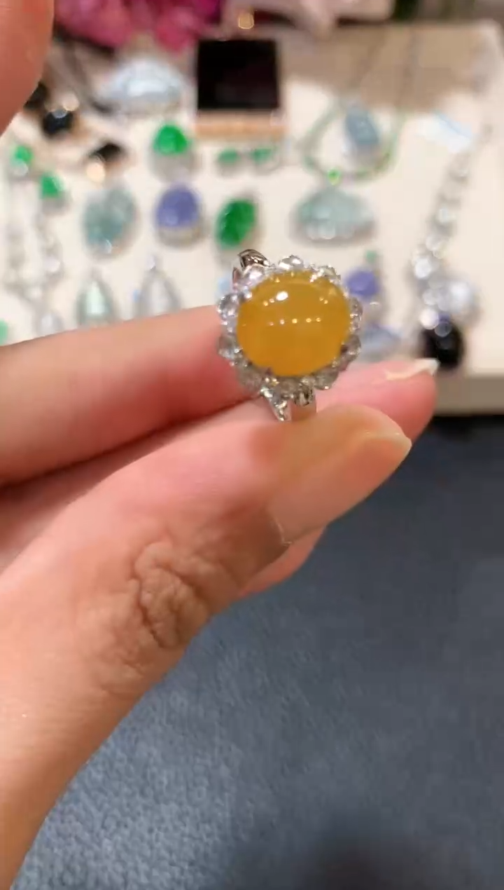 18K金镶嵌戒指翡翠z122 