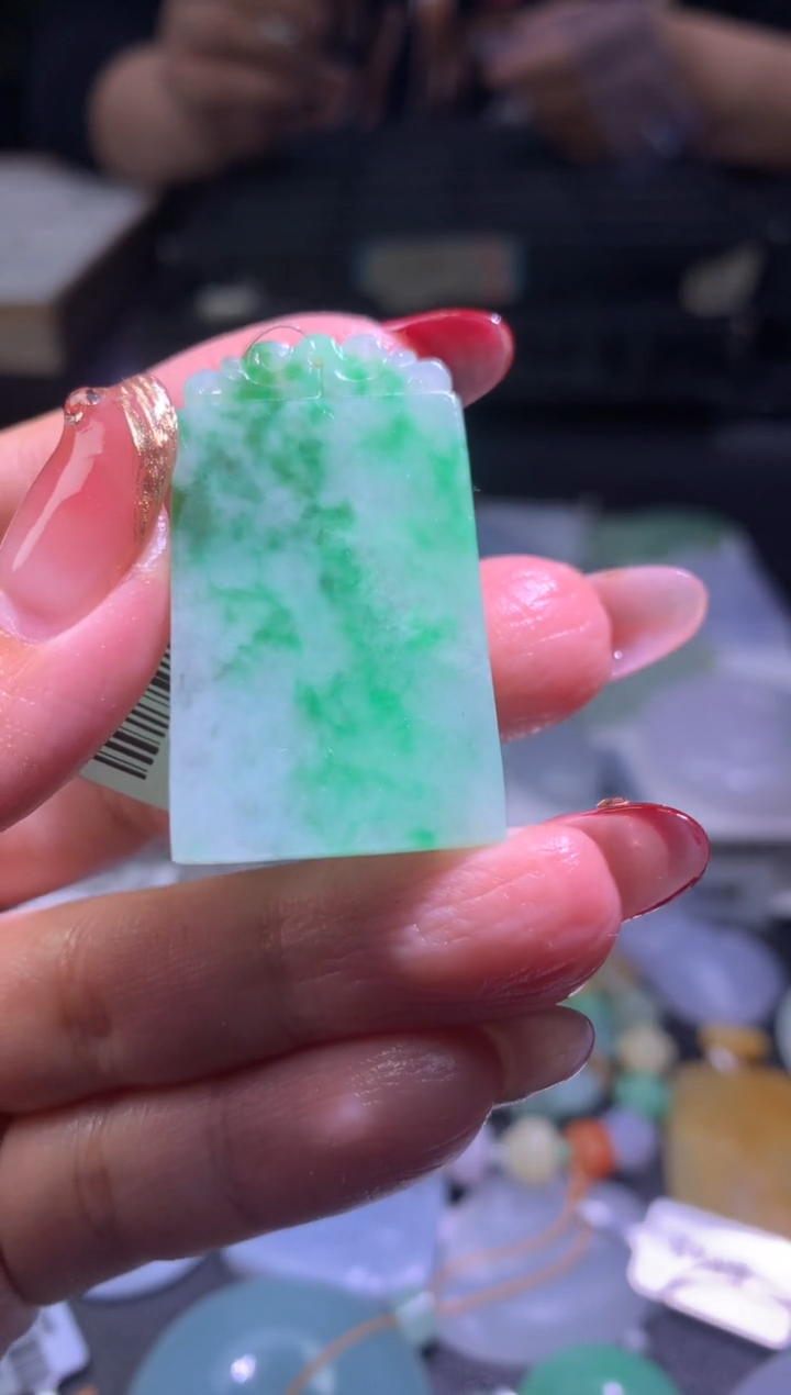 【闪购商品】定制翡翠未镶嵌毛货