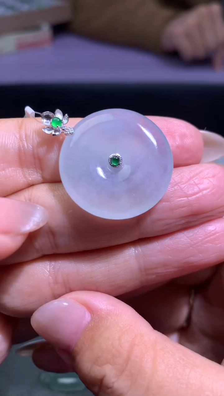 【闪购商品】翡翠颈饰18K金镶嵌净货