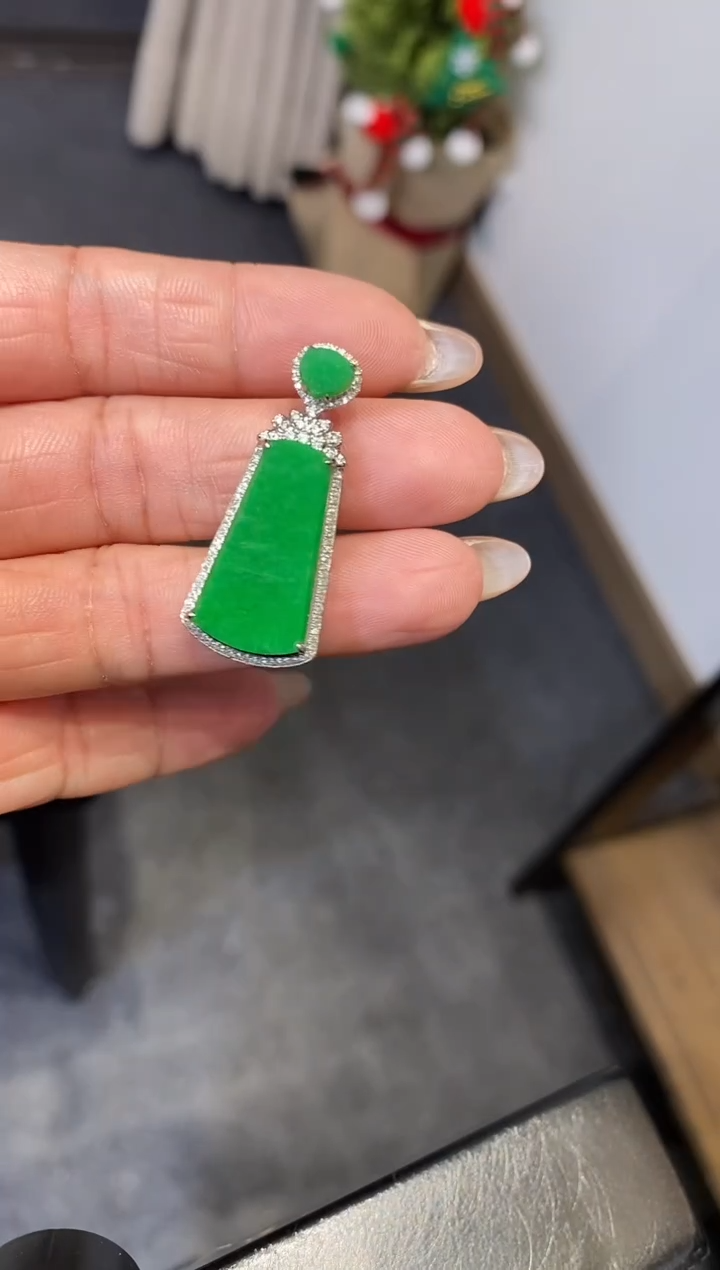 吊坠(不含链)18K金镶嵌翡翠无事牌