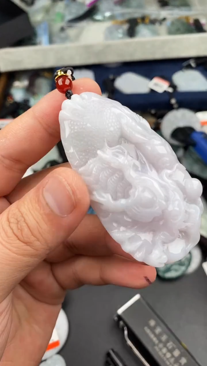 【闪购商品】翡翠颈饰未镶嵌  天然翡翠，一物一图