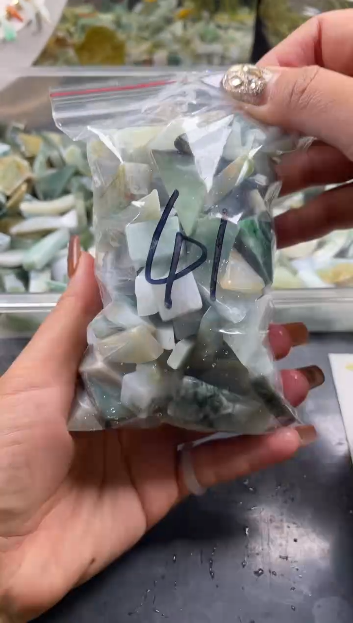 配石翡翠天然翡翠中号500克41