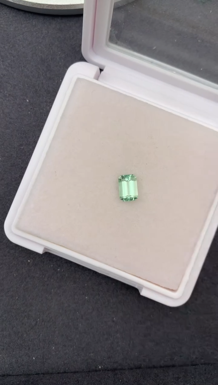 未镶嵌裸石碧玺1ct绿碧玺 定制 dc