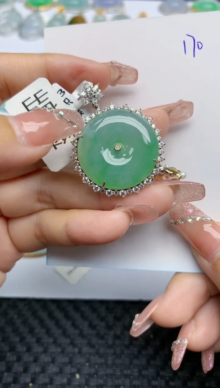 【闪购商品】翡翠颈饰18K金镶嵌天然A货翡翠 170