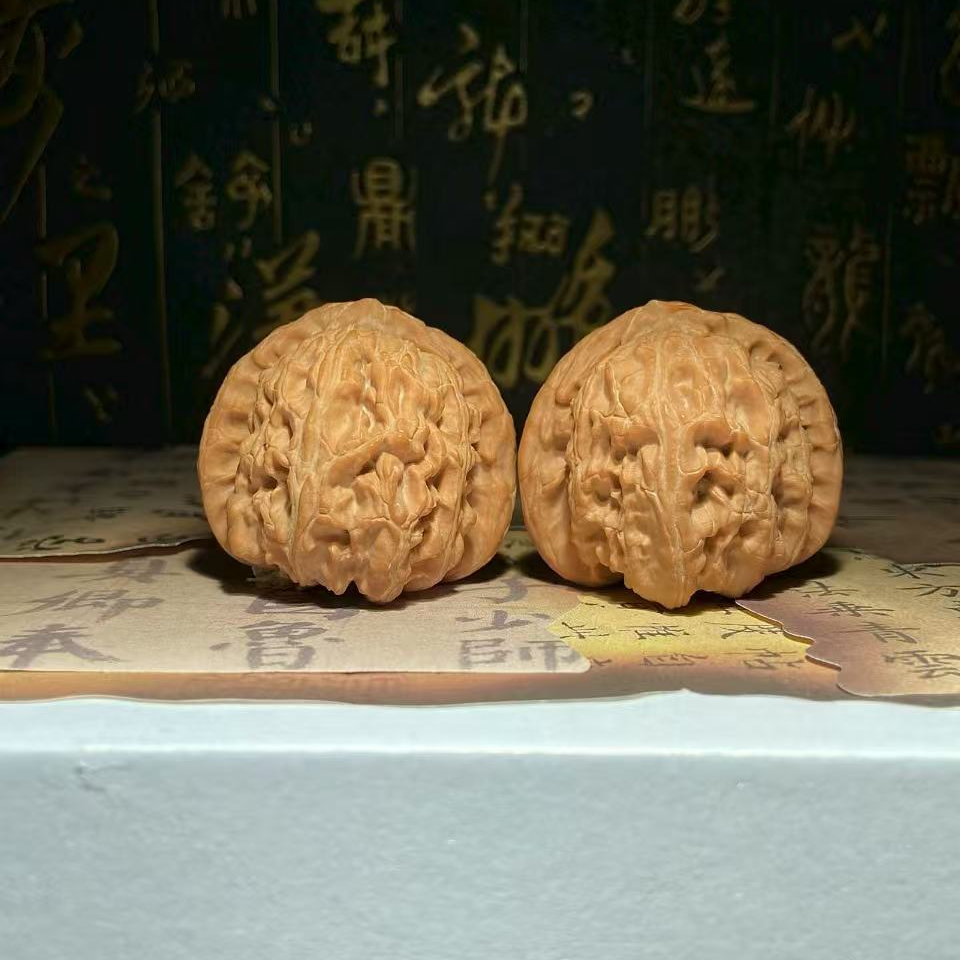 A44文玩核桃把件白狮子边41肚43高35