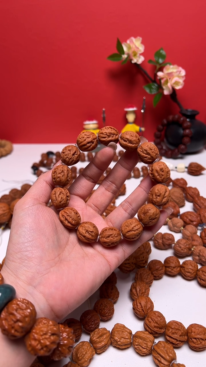 【闪购商品】文玩核桃手串野生小核桃