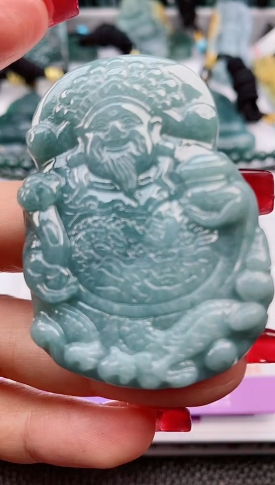 【闪购商品】翡翠颈饰未镶嵌             
