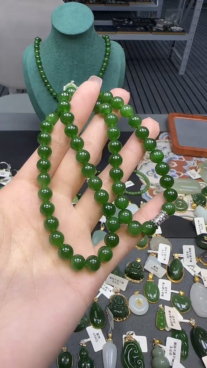 未镶嵌和田玉挂件1