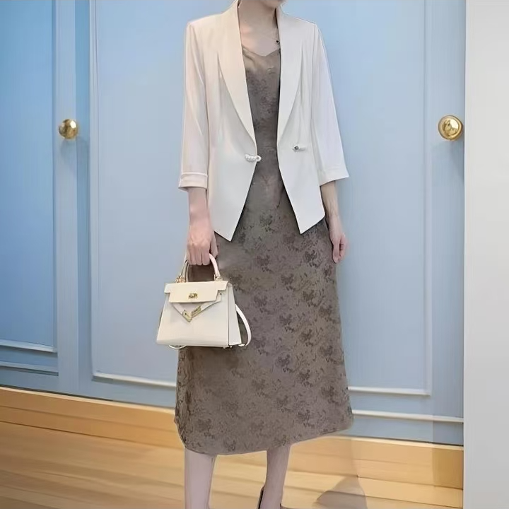 Q379【微瑕】时尚早秋冬季百搭高端显气质2024新优雅减龄套装D2