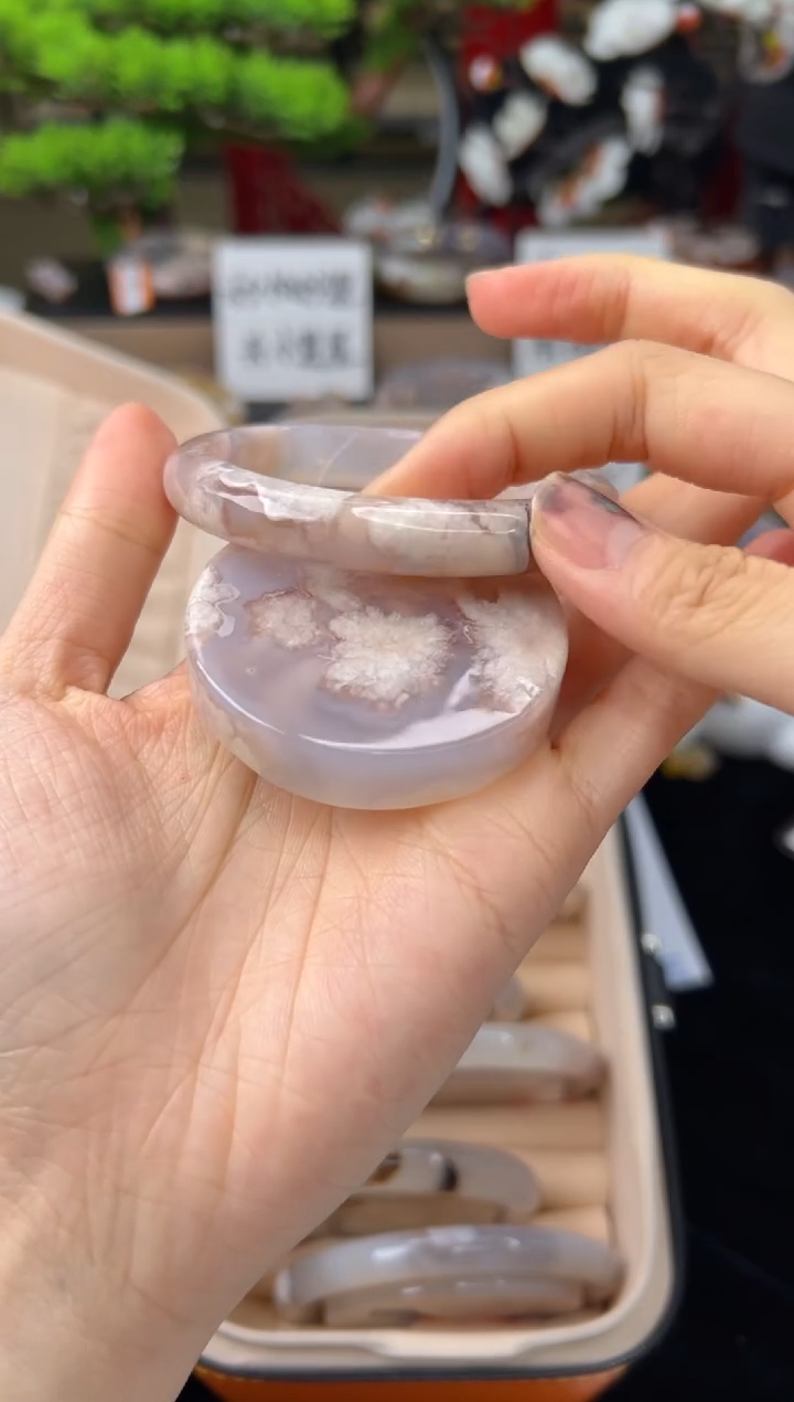 【闪购商品】石英质玉未镶嵌手镯54圈口（赠送镯心）22041