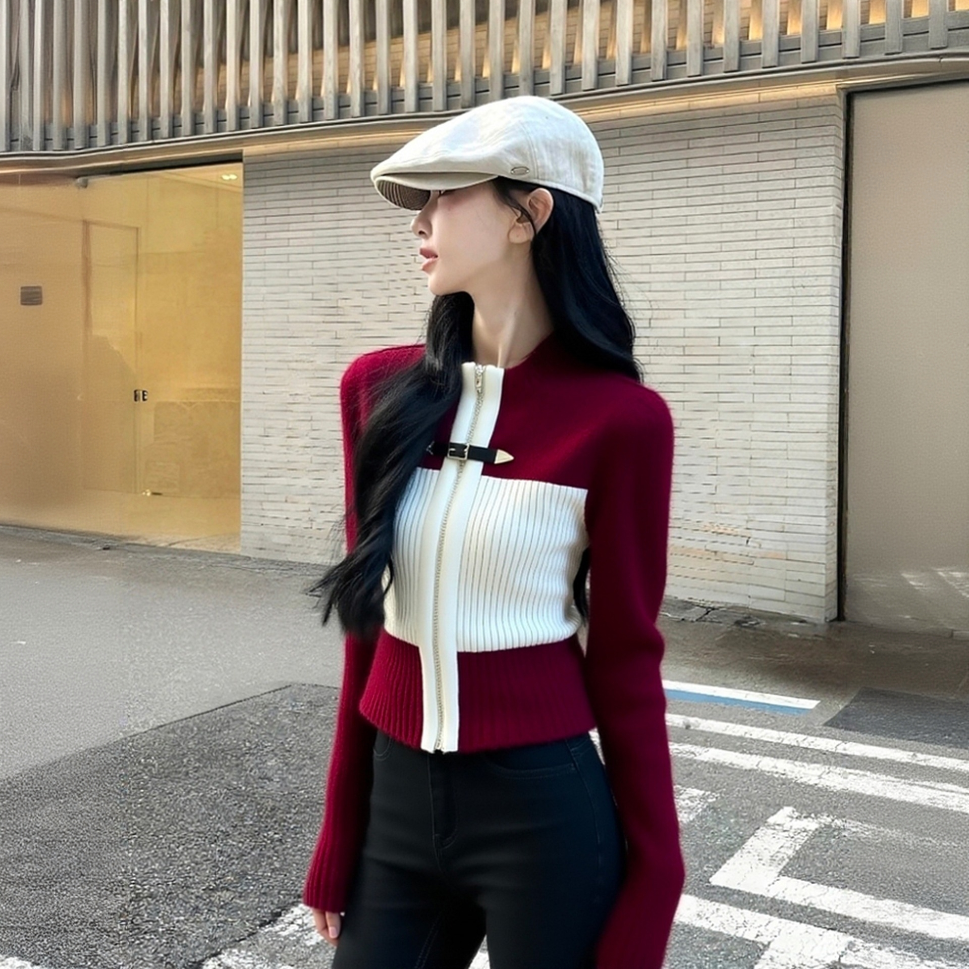 2025秋冬绝美巨好看时尚漂亮温柔气质小众不撞款红色针织外套上衣