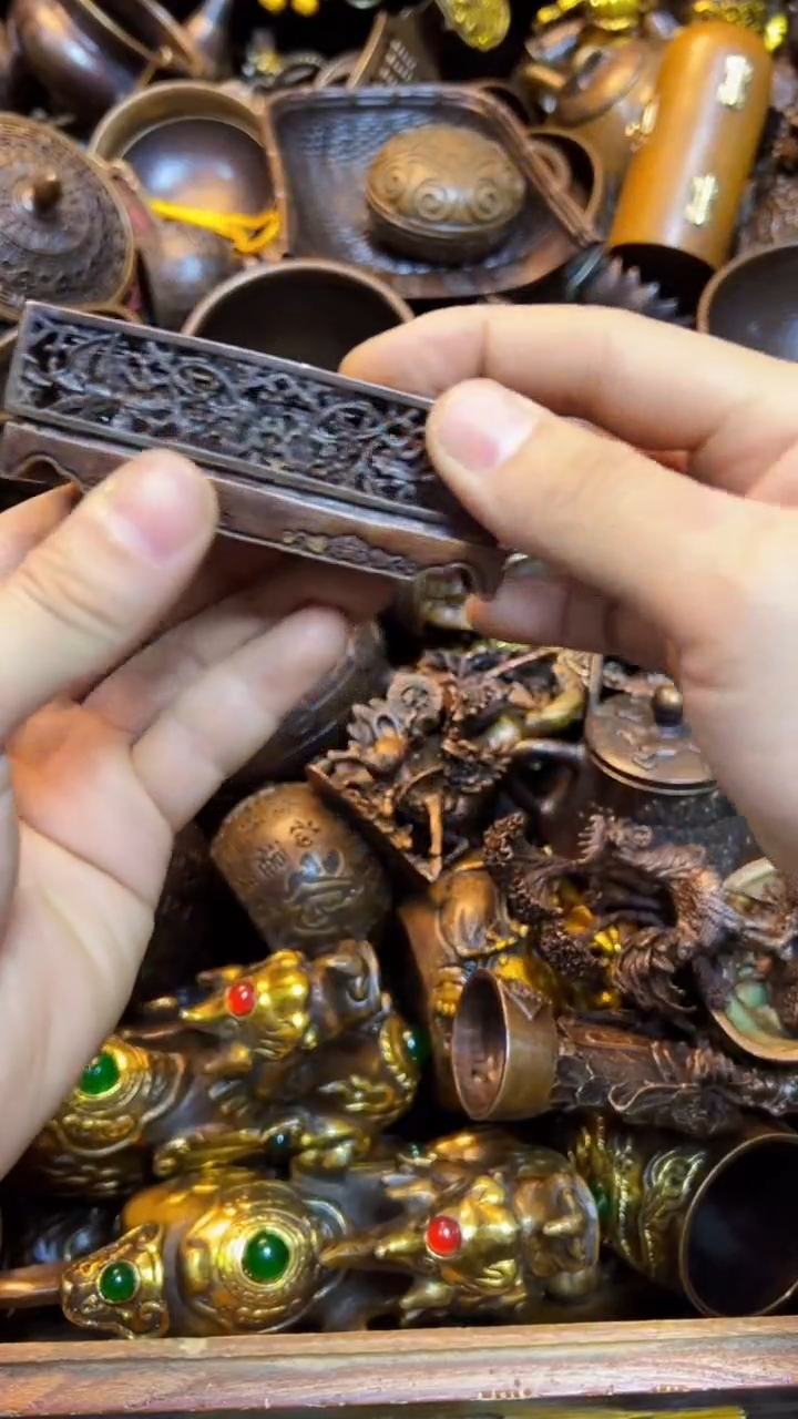 1案台摆件 物品摆件