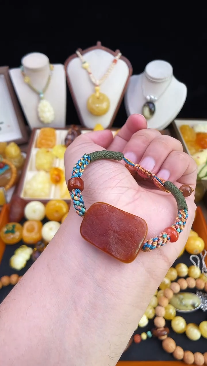 琥珀未镶嵌珠宝奇石柒月