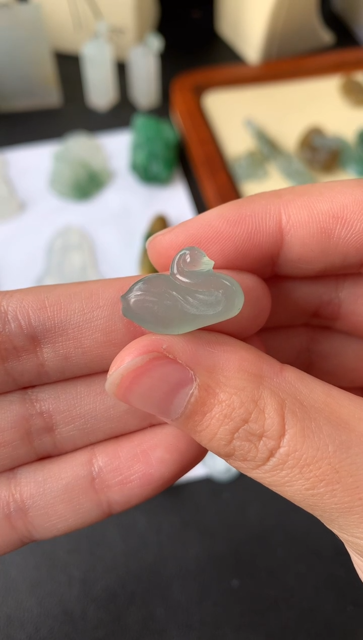 【闪购商品】定制翡翠未镶嵌翡翠