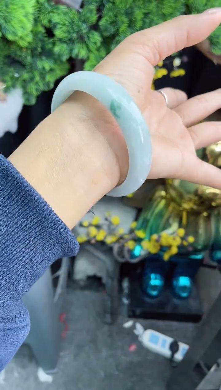 【闪购商品】翡翠手镯未镶嵌16翡翠手镯（微瑕）