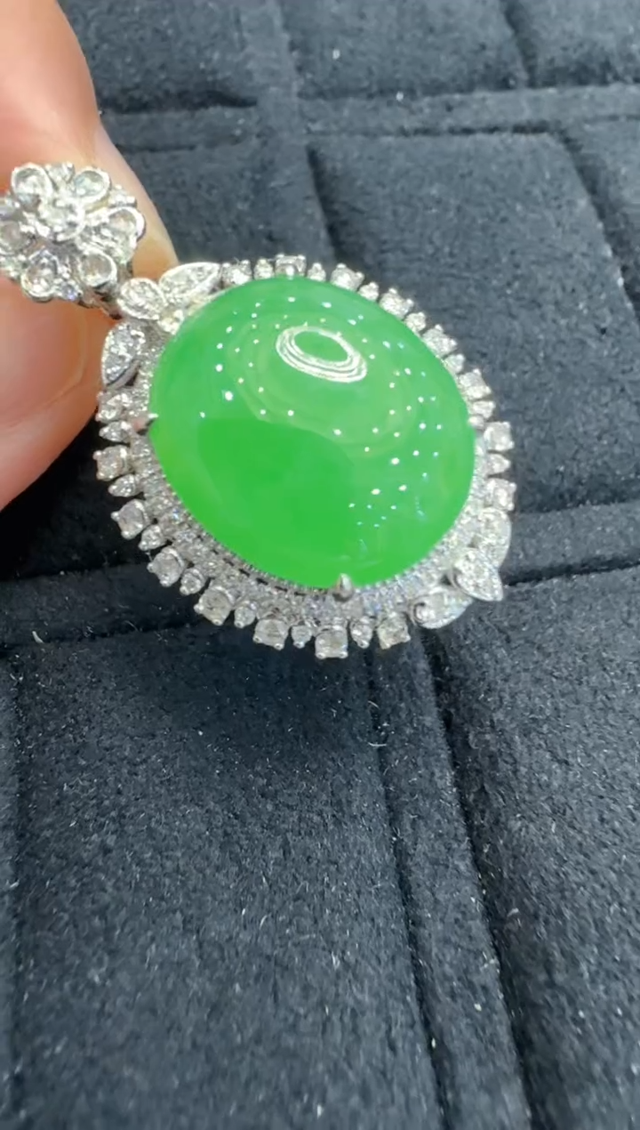 【闪购商品】翡翠吊坠(不含链)18K金镶嵌多样性团购发一件