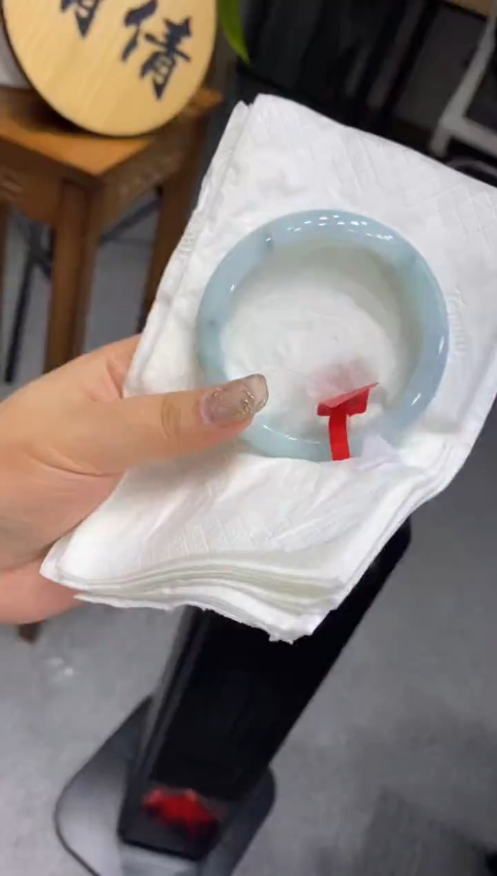 【闪购商品】翡翠手镯未镶嵌多人005328