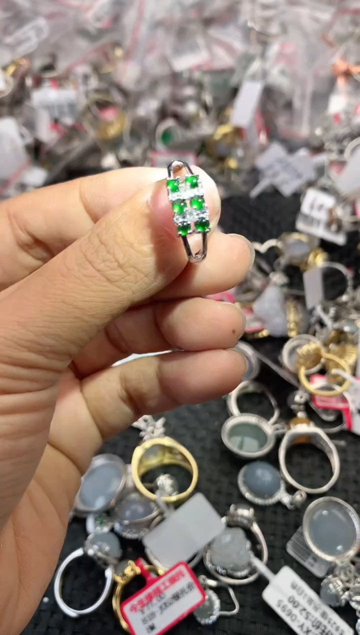 银S925镶嵌戒指翡翠999                2