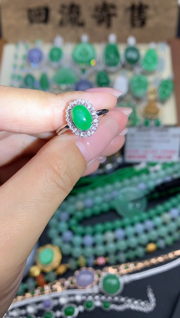 【闪购商品】翡翠戒指18K金镶嵌109-中国好珍宝