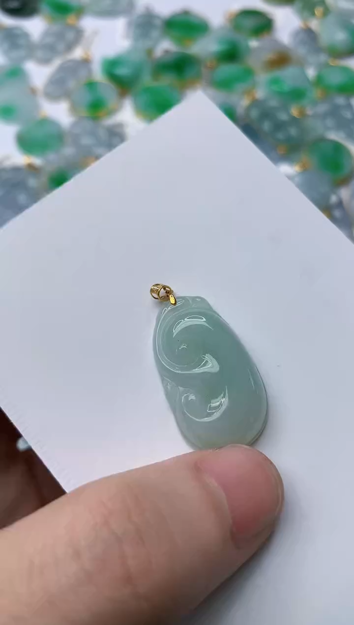 【闪购商品】翡翠颈饰18K金镶嵌1.........