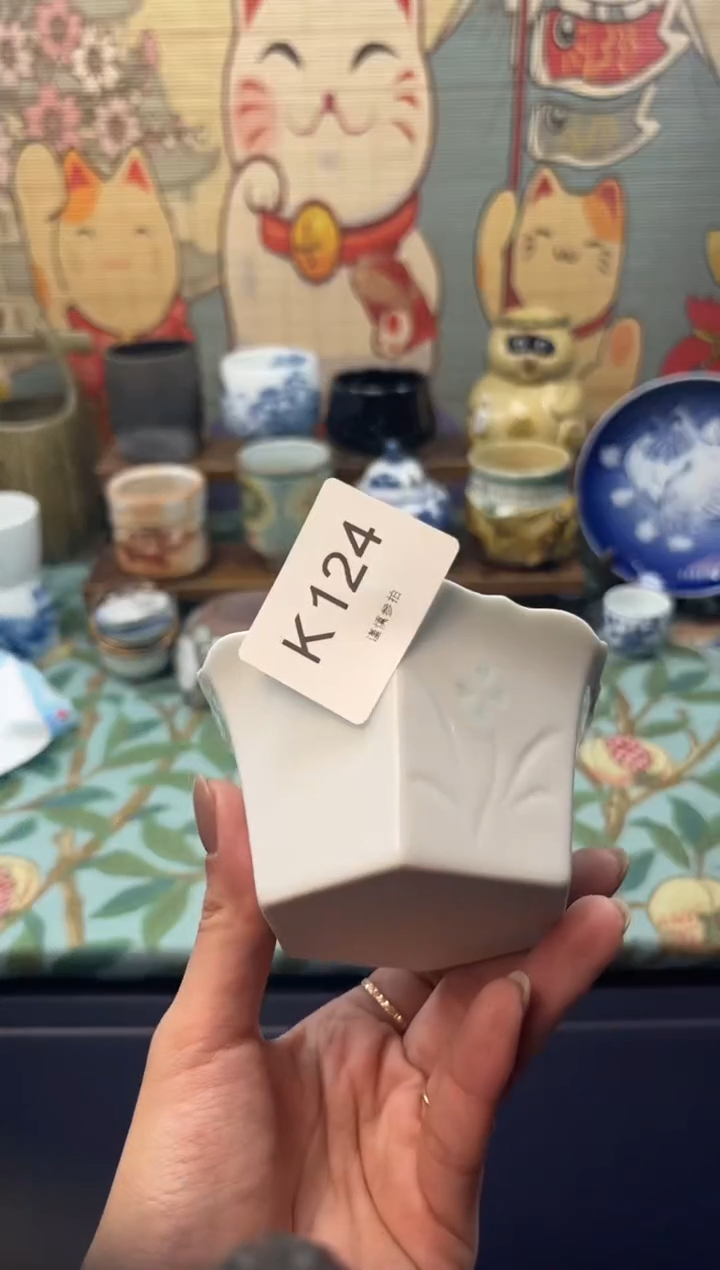 瓷片寒*    K124