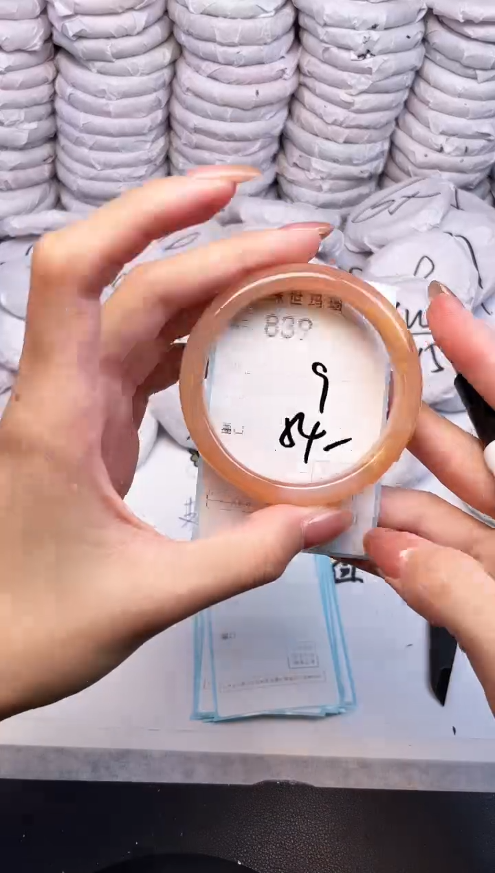 手镯玛瑙/玉髓未镶嵌839