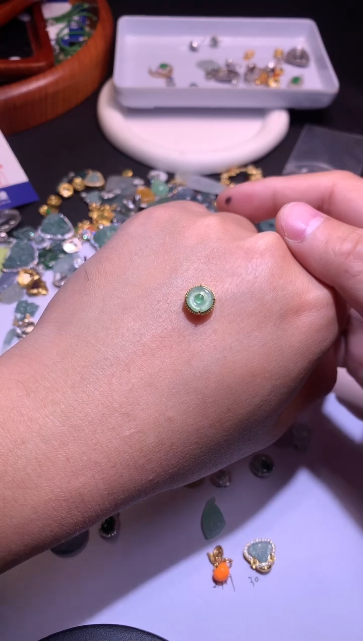 【闪购商品】翡翠吊坠(不含链)银S925镶嵌1