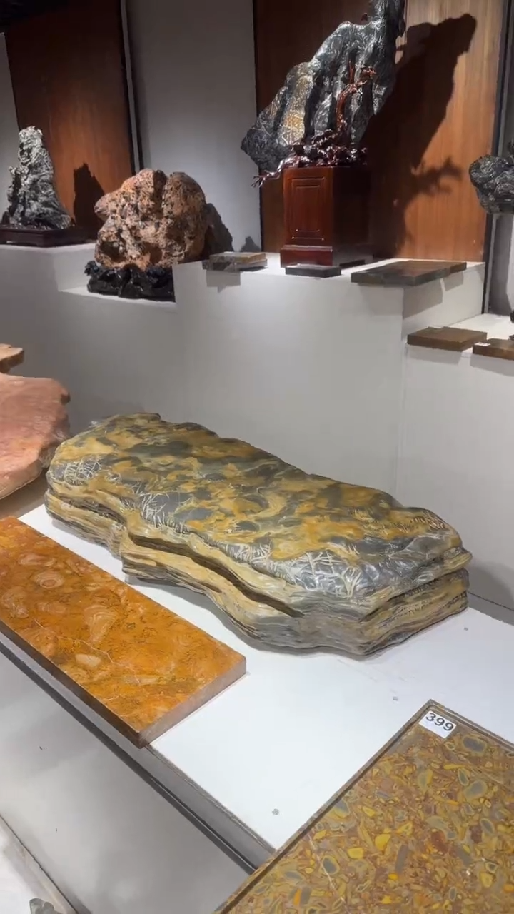 8888888888宁****磊11111111111