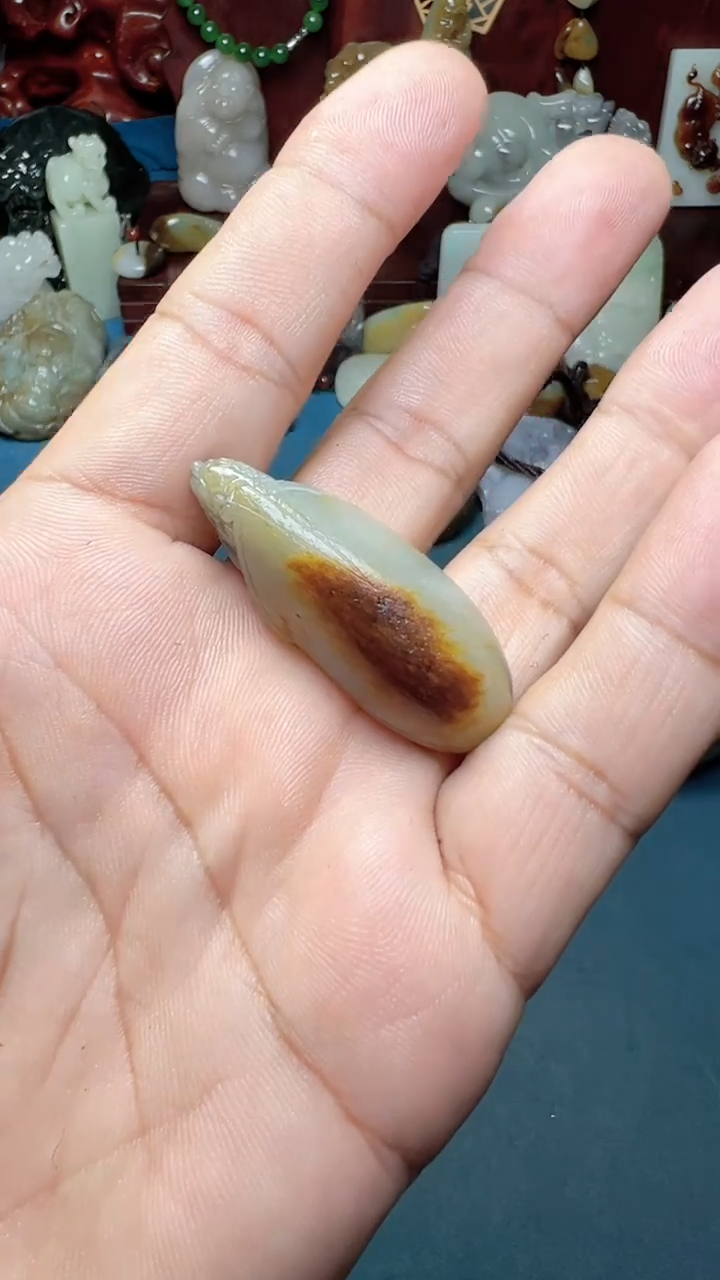 未镶嵌和田玉挂件-