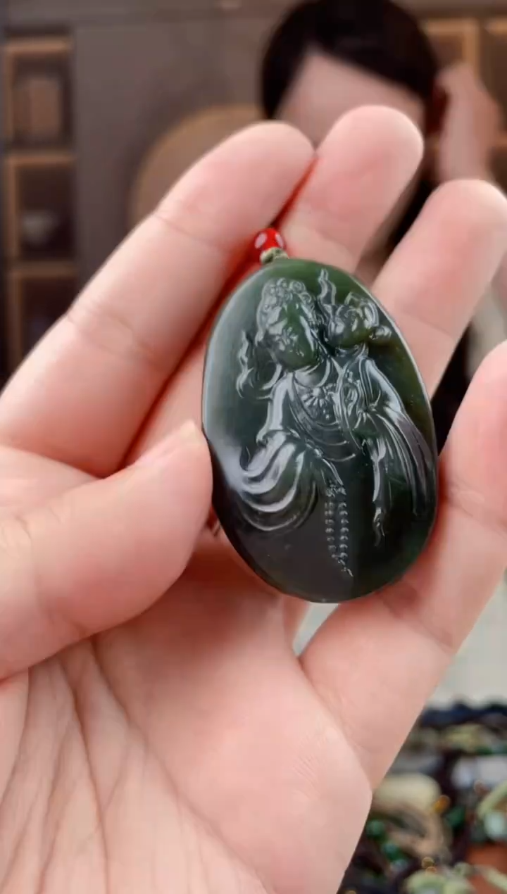 颈饰未镶嵌和田玉拍一发一，多样性发货