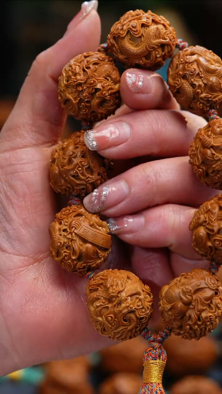 【闪购商品】橄榄核吊坠橄榄核