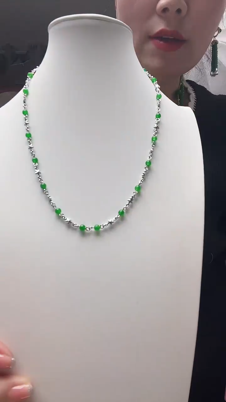 【闪购商品】翡翠颈饰银S925镶嵌银满天星项链
