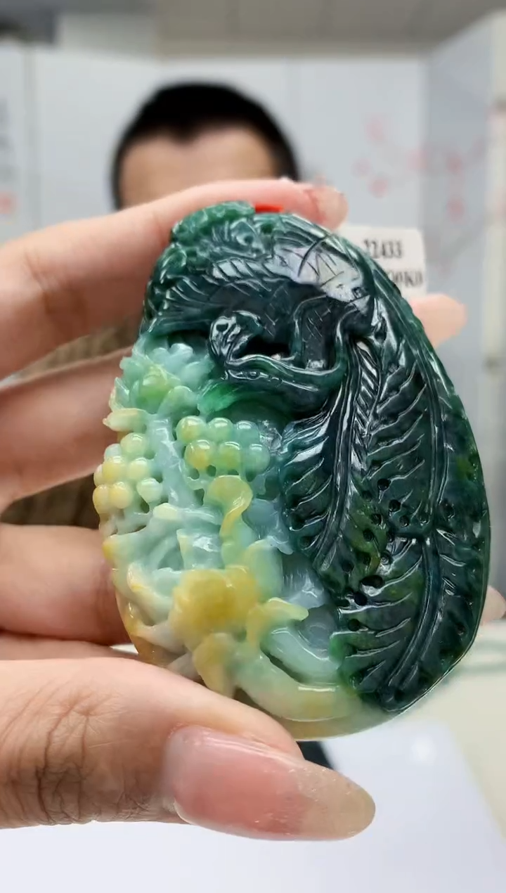 【闪购商品】定制翡翠未镶嵌4812MM-毛货挂件